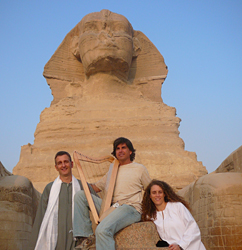 Danielle Rama Hoffman, Dr. Friedemann Schaub and Peter Sterling at the Sphinx